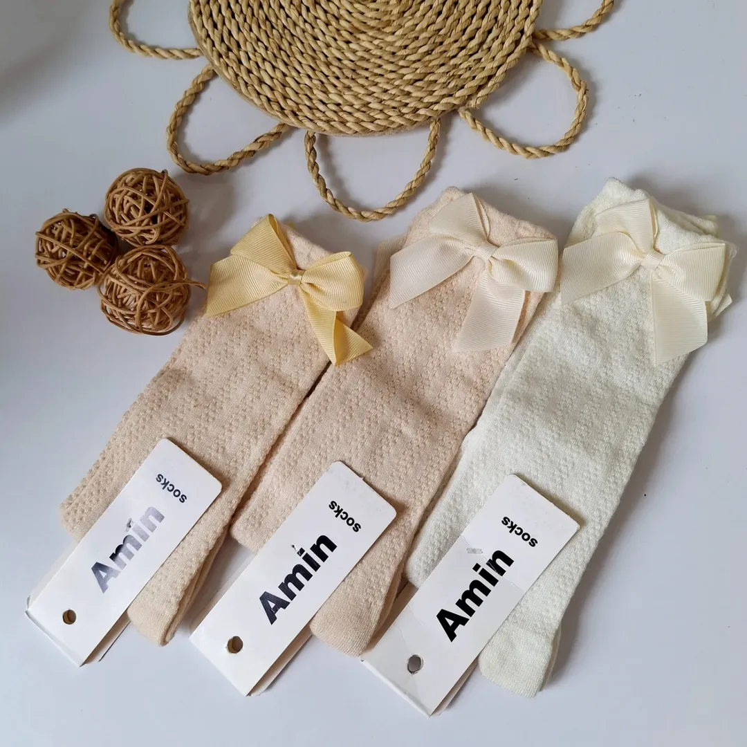 جوراب بچهگانه پاپیونی ساق بلند